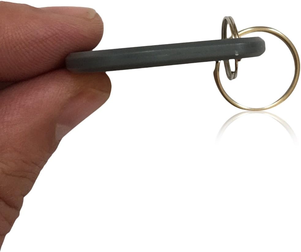 100 thin 26 bit proximity key fobs weigand, close-up detail