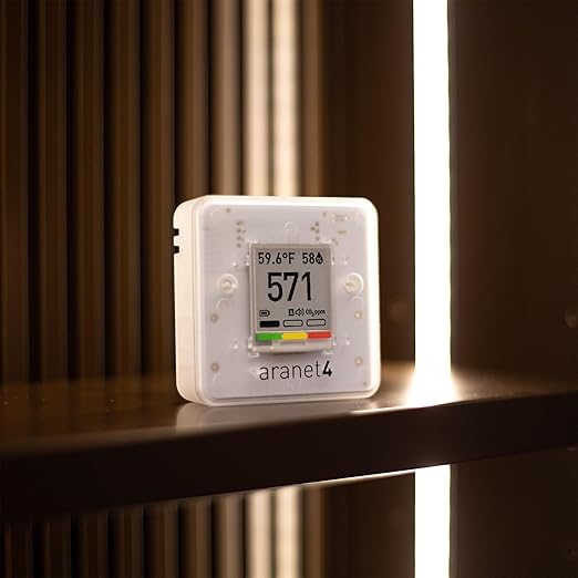 SAF Aranet4 Home: Wireless Indoor Air Quality Monitor
