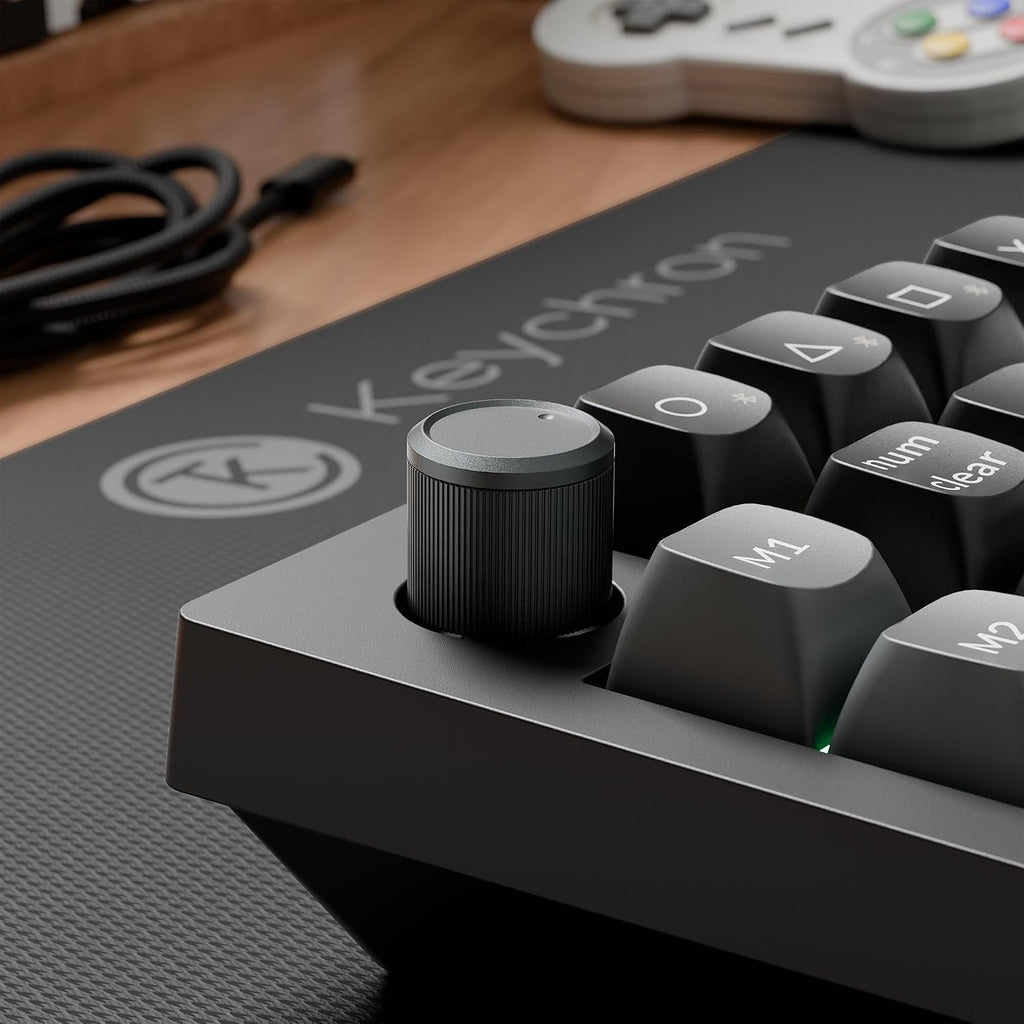 keychron v0 ultra 8k polling rate wireless (2.4, close-up detail