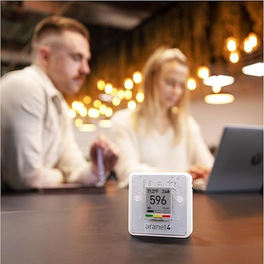 SAF Aranet4 Home: Wireless Indoor Air Quality Monitor