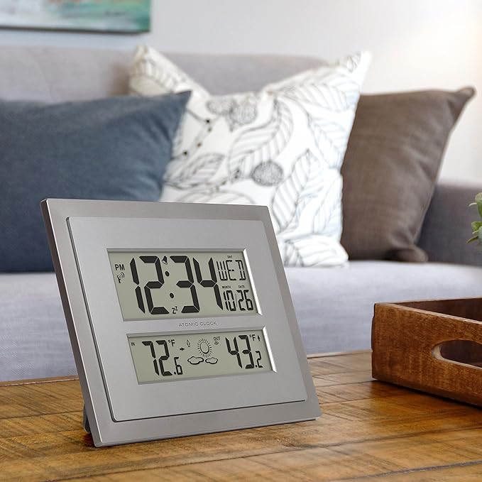 La Crosse Technology Atomic Wall/Table Clock
