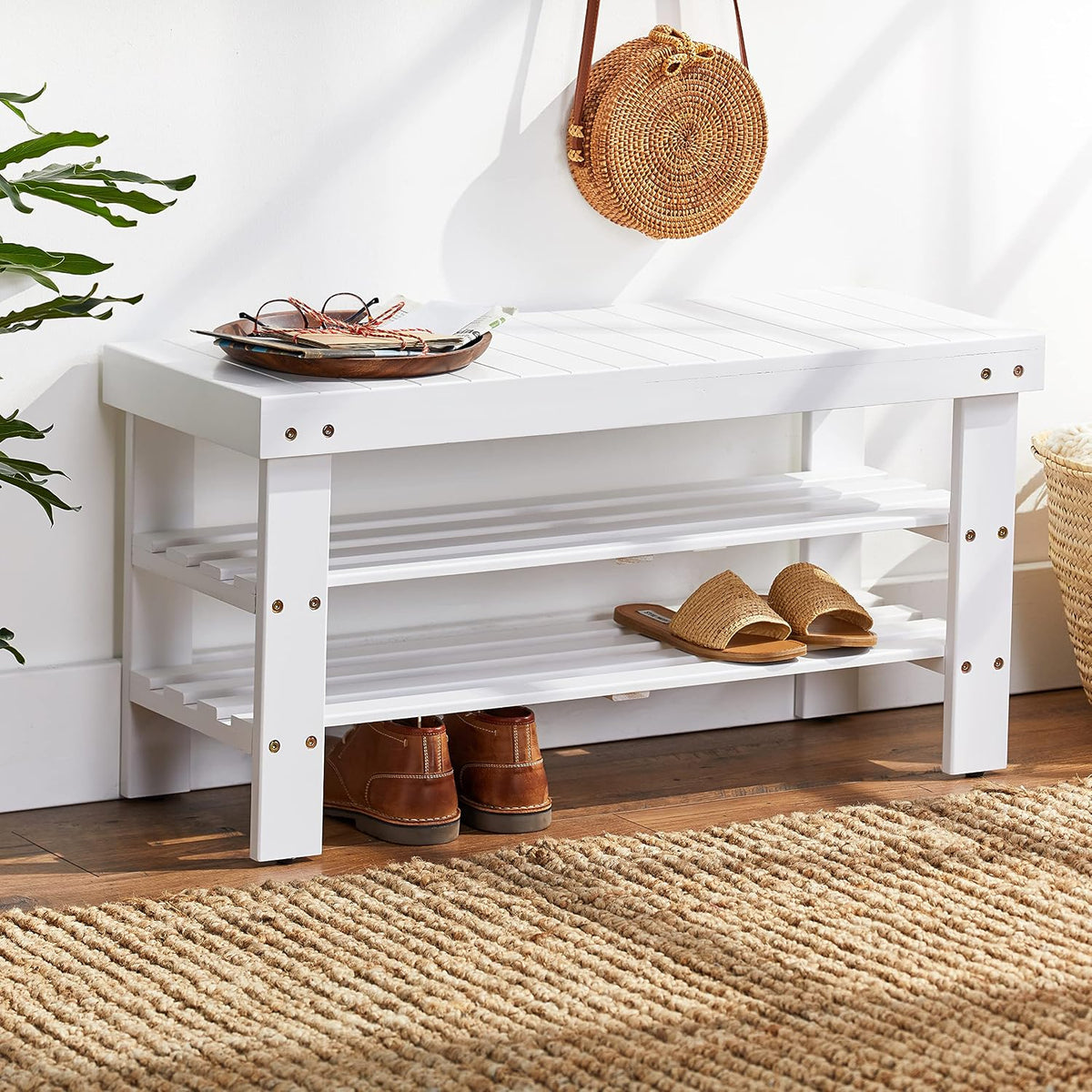 roundhill furniture pina quality solid wood shoe bench, close-up detail