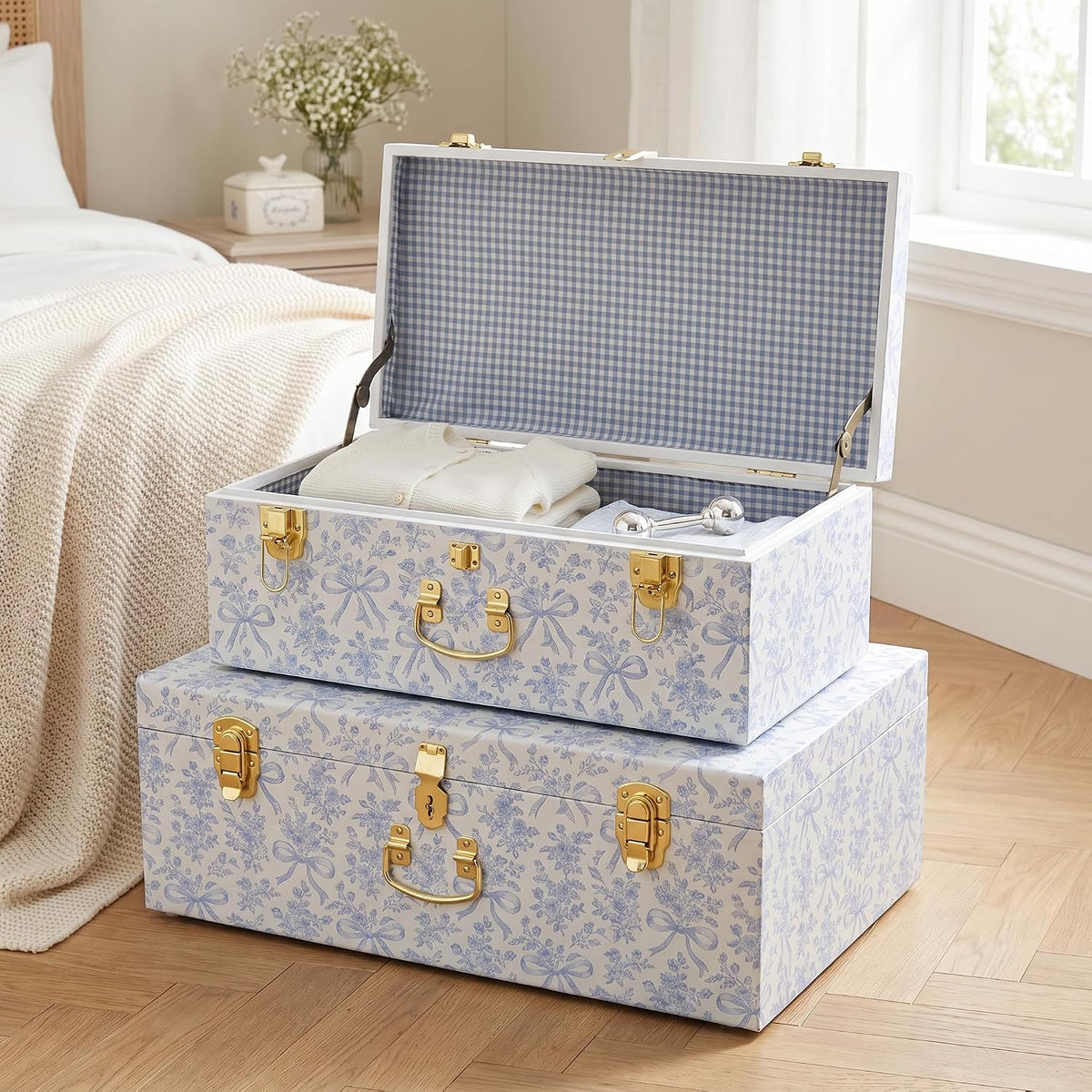 rool floral decorative storage trunk set of 2, package contents