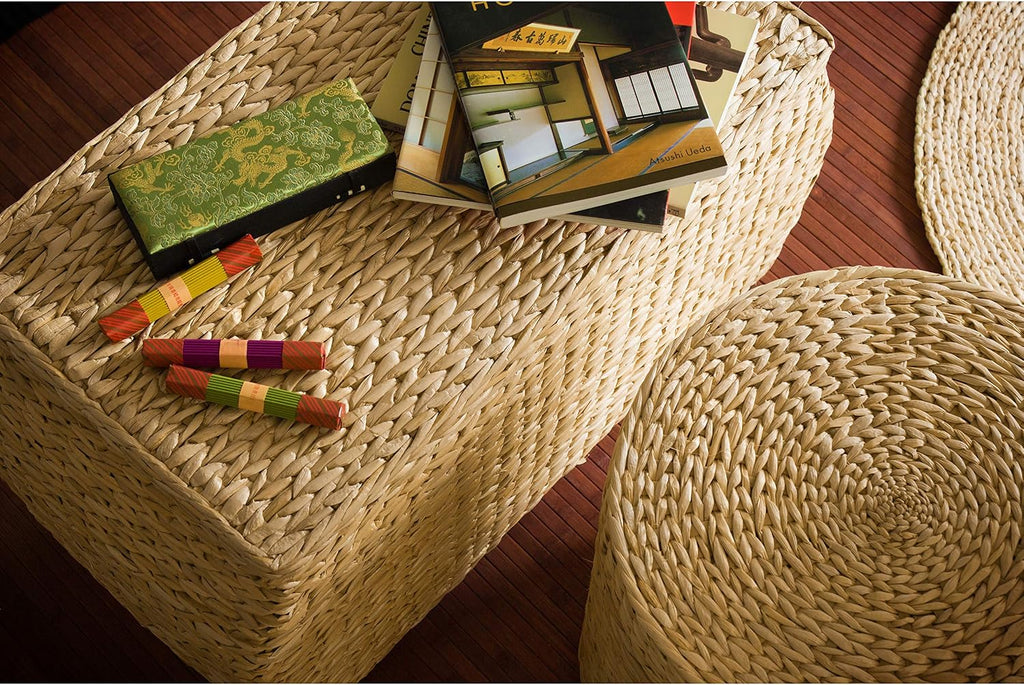 red lantern 31-inch rush grass storage chest, side view